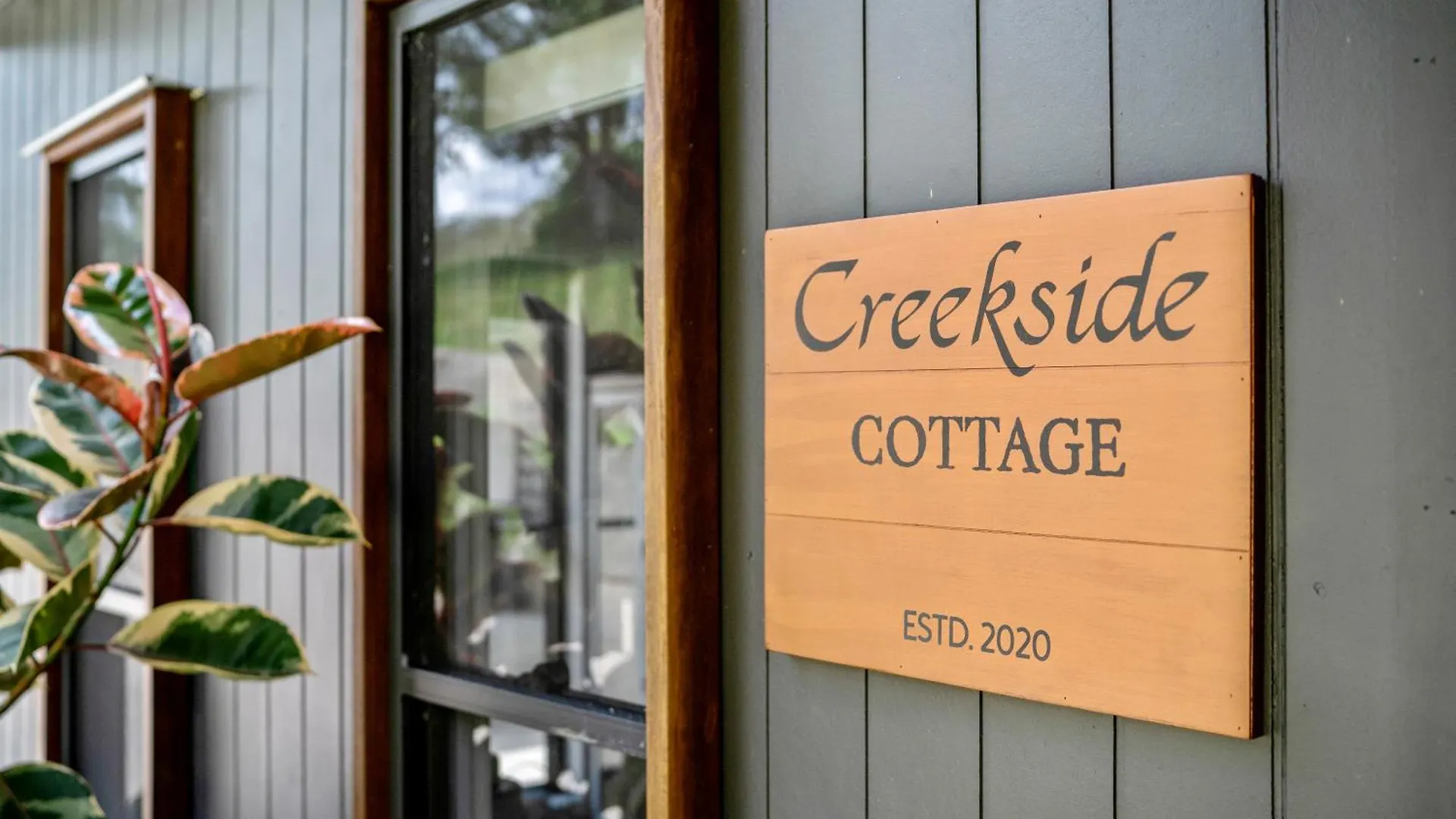 Creekside Cottage, Pet Friendly W Pool Perwillowen Australië