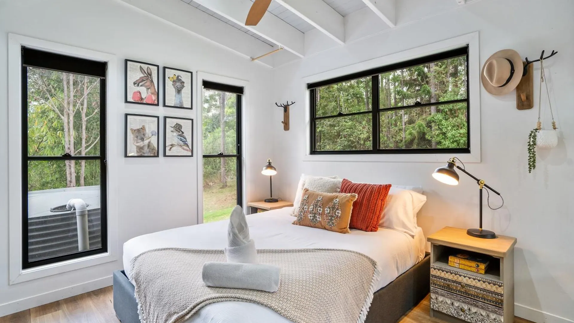 Vakantiehuis Creekside Cottage, Pet Friendly W Pool Perwillowen